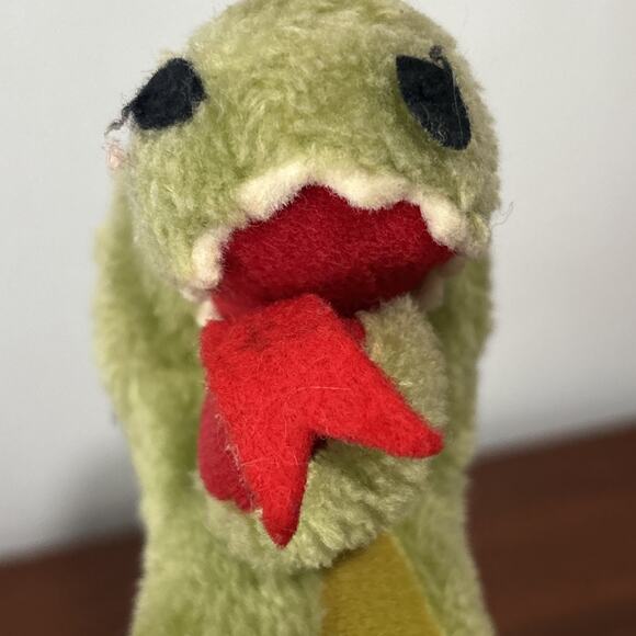 Vintage 1980 Dakin Dragonwick Green Dragon 12" Stuffed Animal Plush Toy D&D - Picture 8 of 9